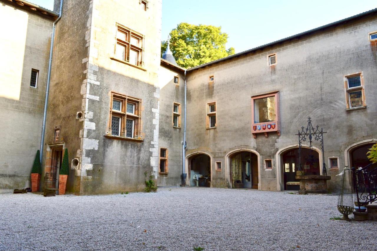 Chateau De Varennes Exterior photo